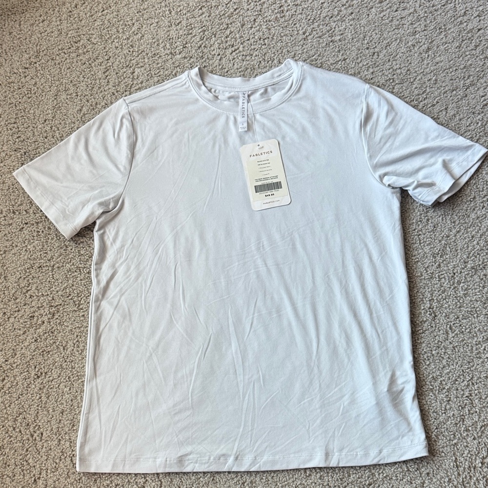 NWT Fabletics Men’s Blake S/S Crew Neck Tee White/Off White Size Small - S